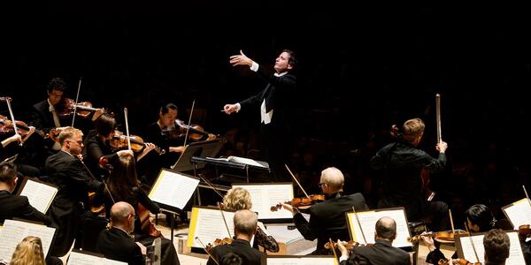 Gustavo Gimeno conducting the Toronto Symphony Orchestra